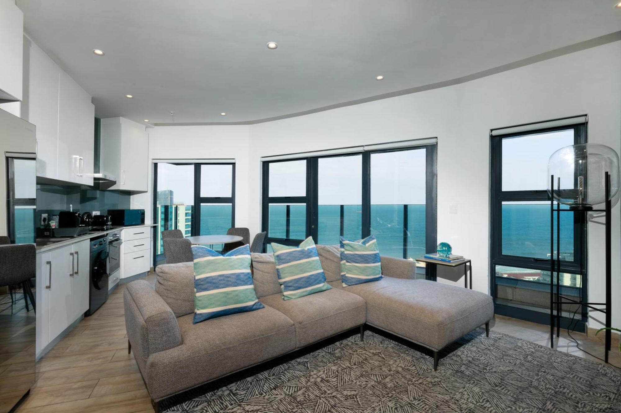 Apartment Umhlanga Village Ocean Views *