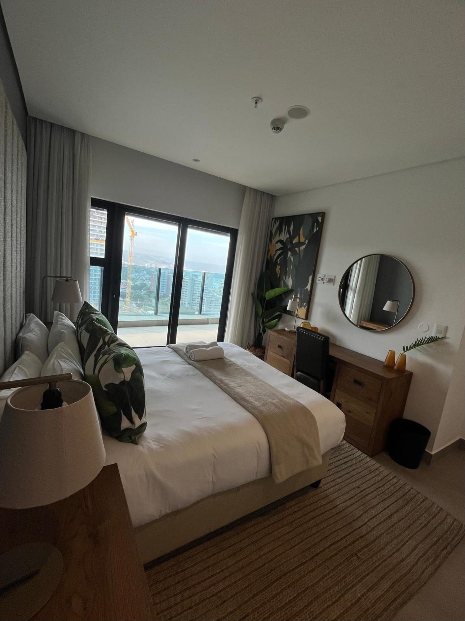 Apartment Umhlanga Village Ocean Views